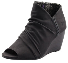 Blowfish Women's Bonnie Ankle Bootie