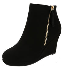 Top Moda Women's Closed Toe Side Zip Platform Wedge Ankle Bootie