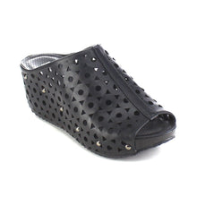 Refresh ELVA-07 Women's Slip On Platform Wedge Sandals