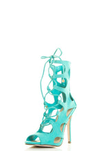 Breckelles Womens Roma-61 Strappy Heels Sandals