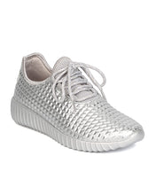 Cape Robbin GB66 Women Metallic Leatherette Quilted Lace Up Jogging Sneaker