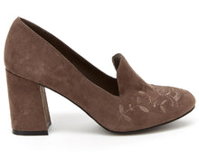 Esprit Women's Linda Embroidered Vintage Inspired Block Heel Pump