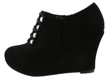 Top Moda Women's Closed Round Toe Button Platform Wedge Ankle Bootie