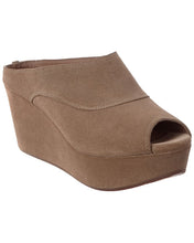 Chocolat Blu Women's Wind Wedge