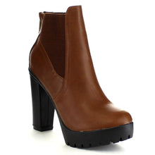 Breckelle's Hanna-11 Women's Platform Chunky Heel Lug Sole Chelsea Ankle Booties
