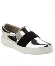 Qupid Women's Fashion Metallic Shiny Slip On Flatform Platform Low Top Sneaker