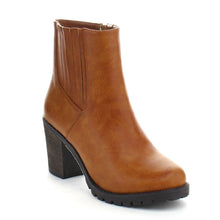 Refresh KRISTIN-01 Women's Almond Toe Elastic Lug Sole Chunky Heel Ankle Booties