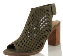 City Classified Women's Roadway Ankle Straps Heel