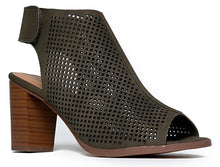 City Classified Women's Roadway Ankle Straps Heel