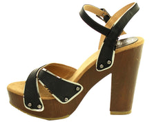 Refresh Footwear Women's Snake Print Metallic Crisscross Platform Sandal