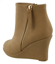 Top Moda Women's Closed Toe Side Zip Platform Wedge Ankle Bootie