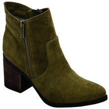 Breckelle's Women's Stacked Block Chunky Heel Closed Toe Bootie