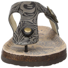 Muk Luks Women's Tina Sandlas Flat Sandal