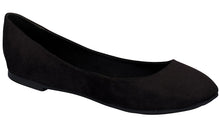 Breckelle's Women's Round Toe Ballet Flat Shoe