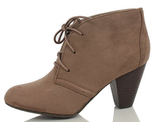 City Classified Women's Owena Lace Up Chunky High Heel Ankle Bootie