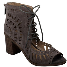 Breckelle's Women's Lasercut Stacked Chunky Heel Peep Toe Sandal