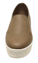 Breckelles Women's Cyber-01 Round Toe Slip-On Platform Sneaker