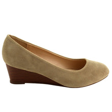 Chase & Chloe EC78 Women's Classic Mid Wedge Heel Dress Pumps