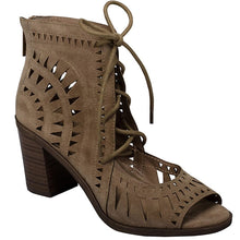 Breckelle's Women's Lasercut Stacked Chunky Heel Peep Toe Sandal