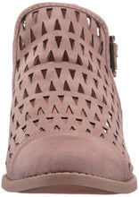 Qupid Women's Sochi-101 Chelsea Boot