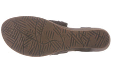 Bearpaw Women's Avril Comfort Thong Wedge Sandals