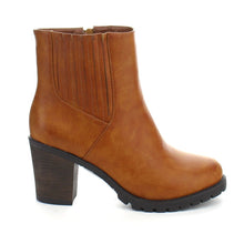 Refresh KRISTIN-01 Women's Almond Toe Elastic Lug Sole Chunky Heel Ankle Booties