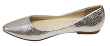 Bella Marie Angie-101 Women's pointy toe boat slip on patent snake leather flats