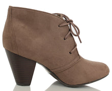 City Classified Women's Owena Lace Up Chunky High Heel Ankle Bootie