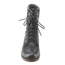 Refresh AD21 Women's Lace Up Sweater Collar Ankle Combat Booties