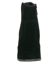 Breckelle's Womens Almond Toe Faux Suede Think Chunky Heel Cowboy Ankle Bootie