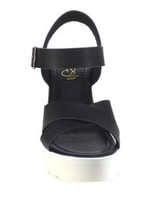 Refresh Women's Gaga-07 Chunky Platform Sandal