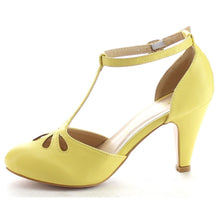 Chase & Chloe Kimmy-36 Women's Teardrop Cut Out T-Strap Mid Heel Dress Pumps