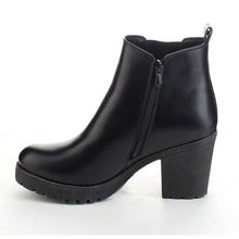 Refresh Club-01 Women's Elastic Panel Slip On Chunky Heel Ankle Booties