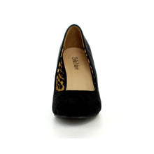 Bella Marie Womens Nine-5 Classic Almond Toe Mid Wedge Pump Slip On Shoes