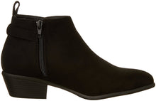 Wild Diva Women's Manny-24 Buckle Stacked Low Heel Ankle Bootie